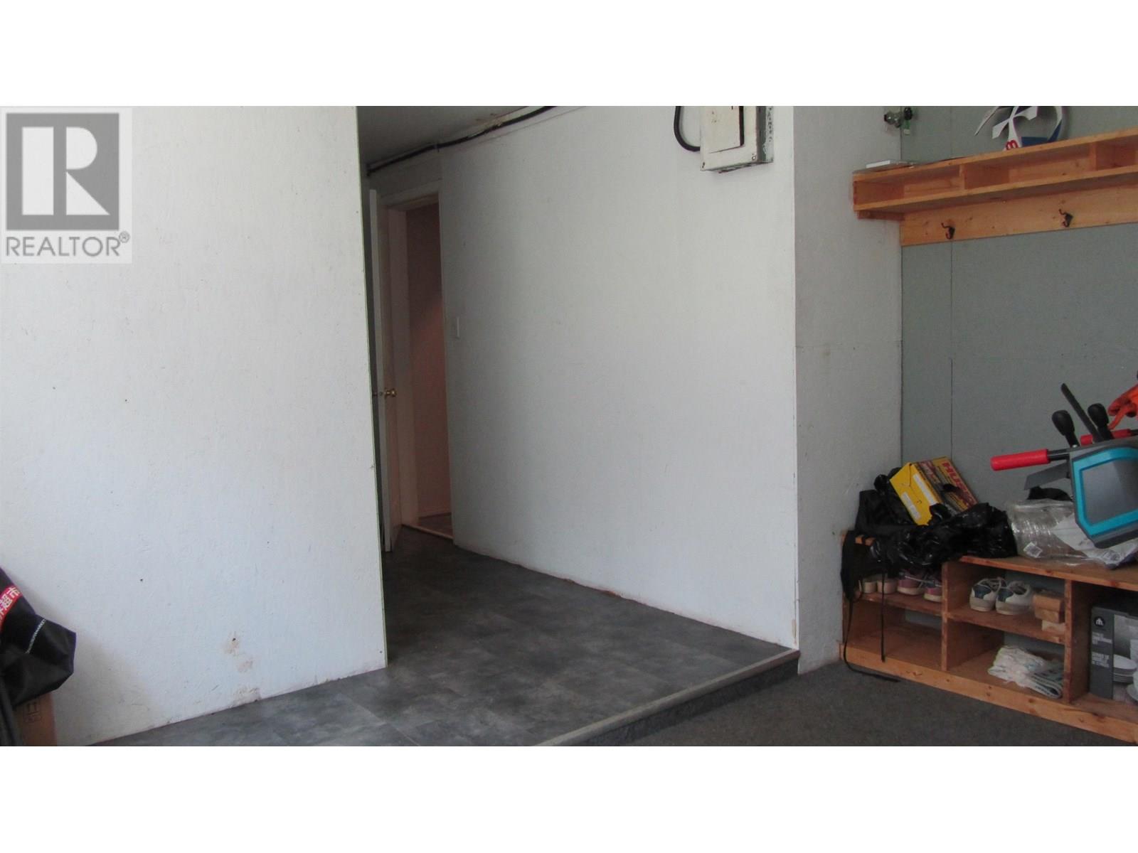 6108 Lone Butte Horse Lake Road, Lone Butte, British Columbia  V0K 1X3 - Photo 34 - R3016142