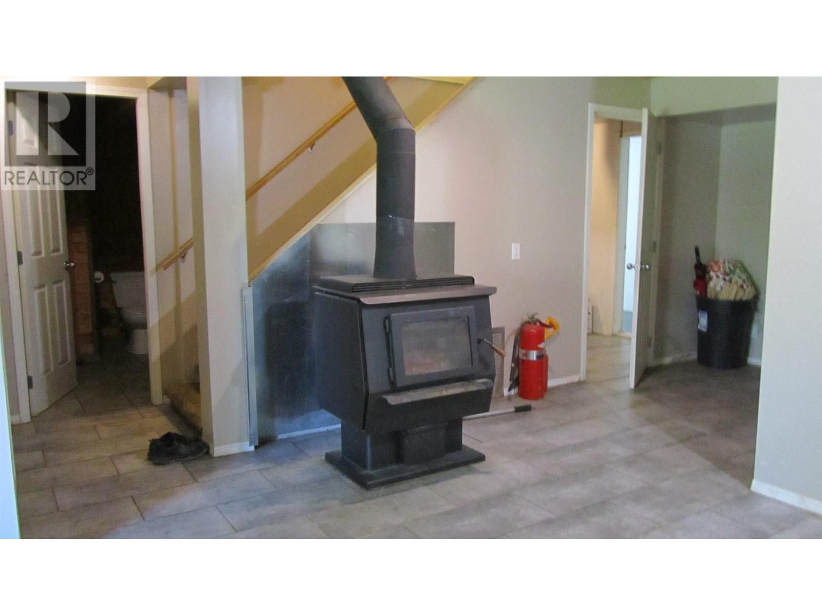 6108 Lone Butte Horse Lake Road, Lone Butte, British Columbia  V0K 1X3 - Photo 24 - R3016142