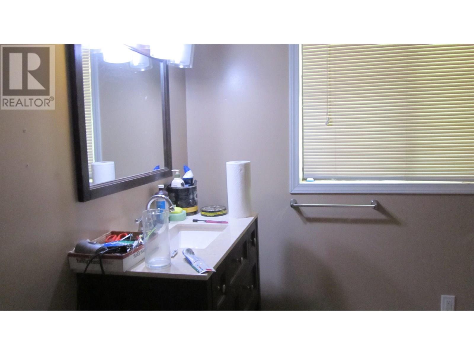 6108 Lone Butte Horse Lake Road, Lone Butte, British Columbia  V0K 1X3 - Photo 19 - R3016142