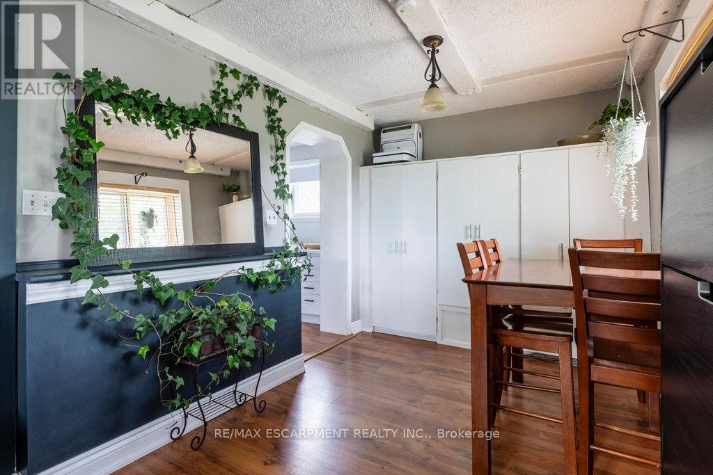 Property at 169 FORFAR STREET W image 4