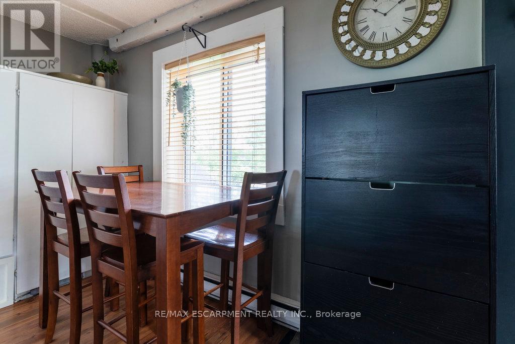 Property at 169 FORFAR STREET W image 5
