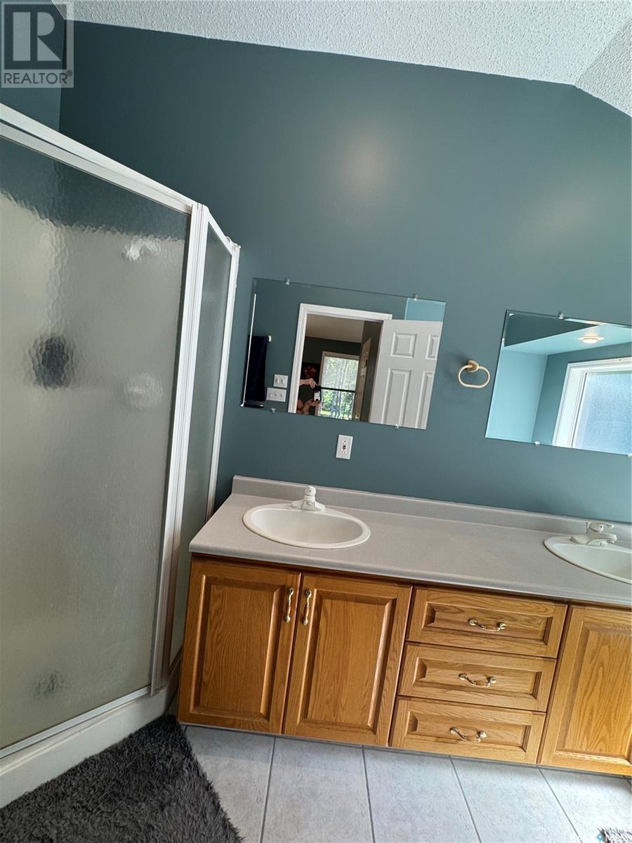 1105 Halpin Place, Hudson Bay, Saskatchewan  S0E 0Y0 - Photo 22 - SK011057