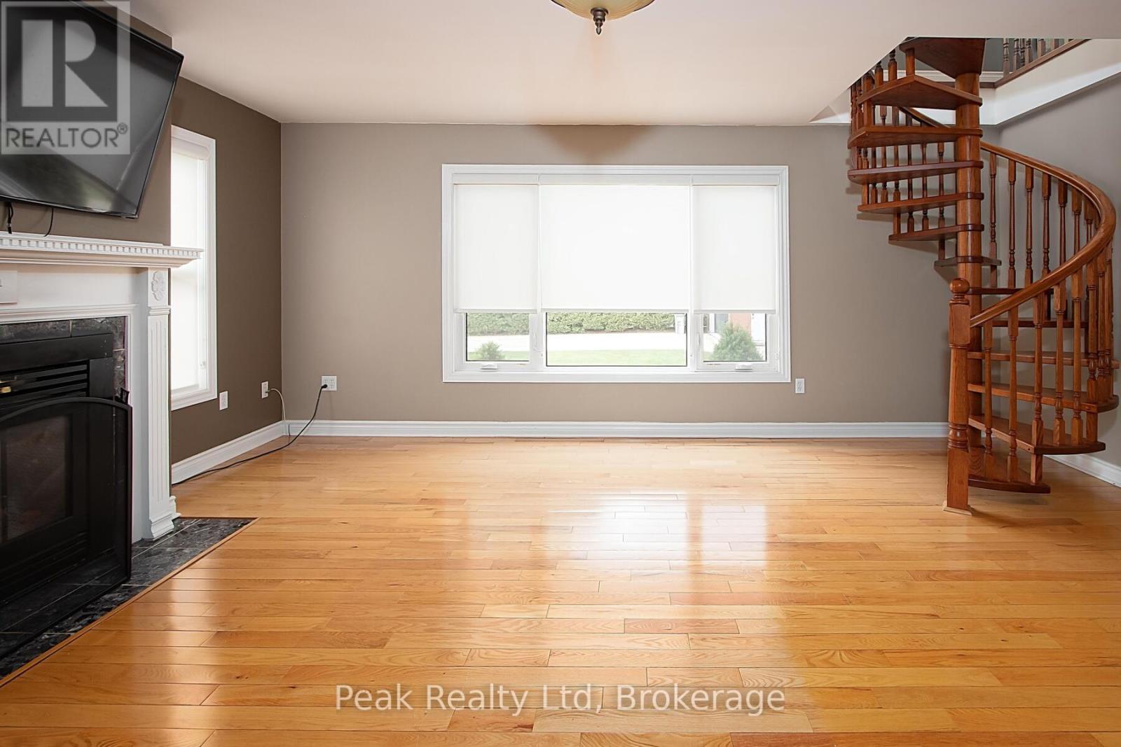 410 Main Street W, North Perth, Ontario  N4W 1A6 - Photo 17 - X12187853