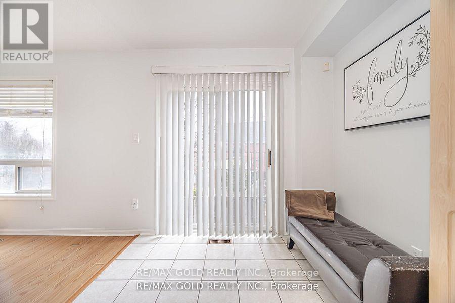 39 - 2 Claybrick Court, Brampton, Ontario  L6V 4M7 - Photo 19 - W12252041
