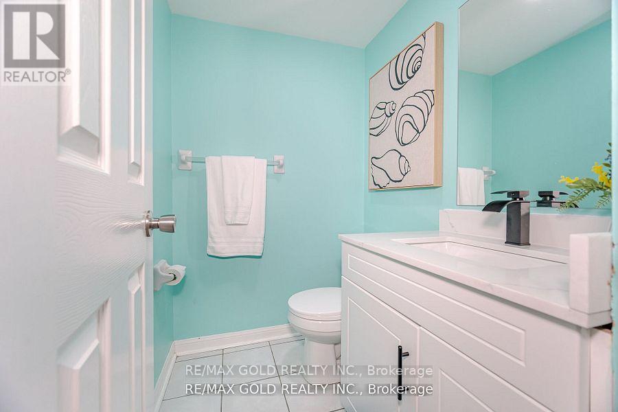 39 - 2 Claybrick Court, Brampton, Ontario  L6V 4M7 - Photo 20 - W12252041