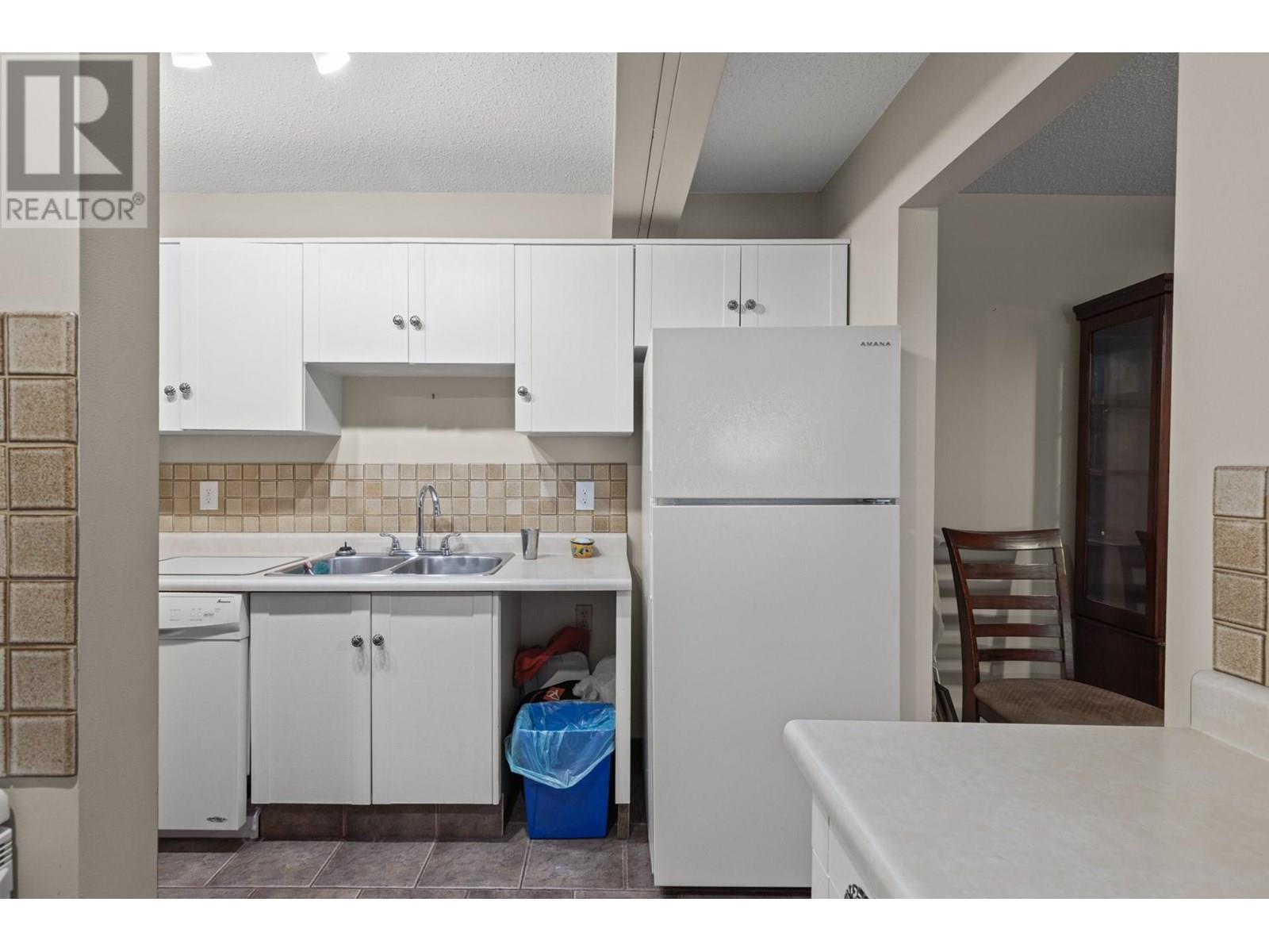 1035 Bernard Avenue Unit# 108 Kelowna Photo 3
