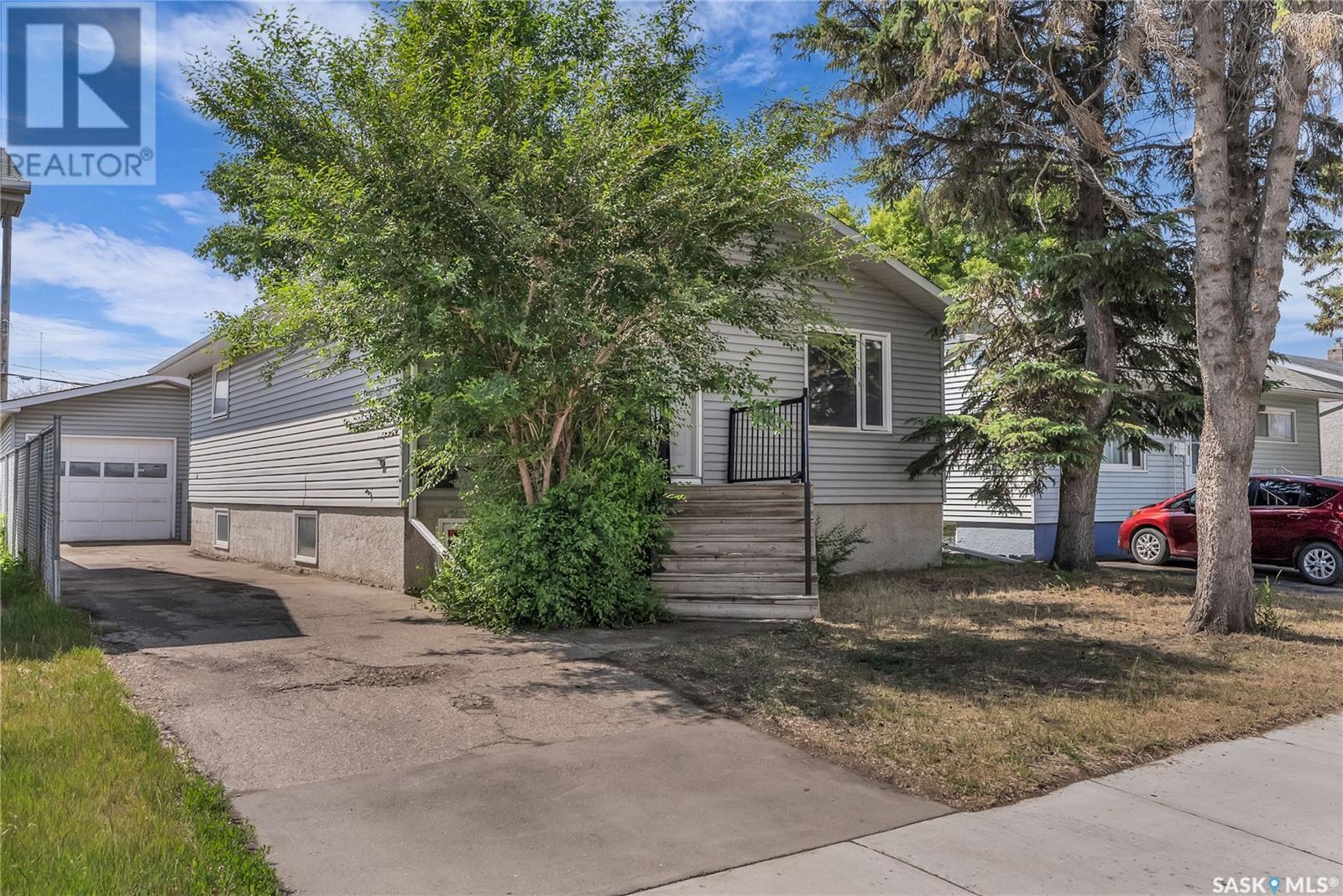 Property at 1125 P AVENUE S image 1