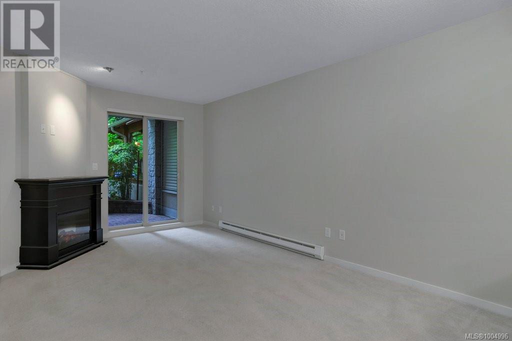 Property at 102 5670 Edgewater Lane image 4