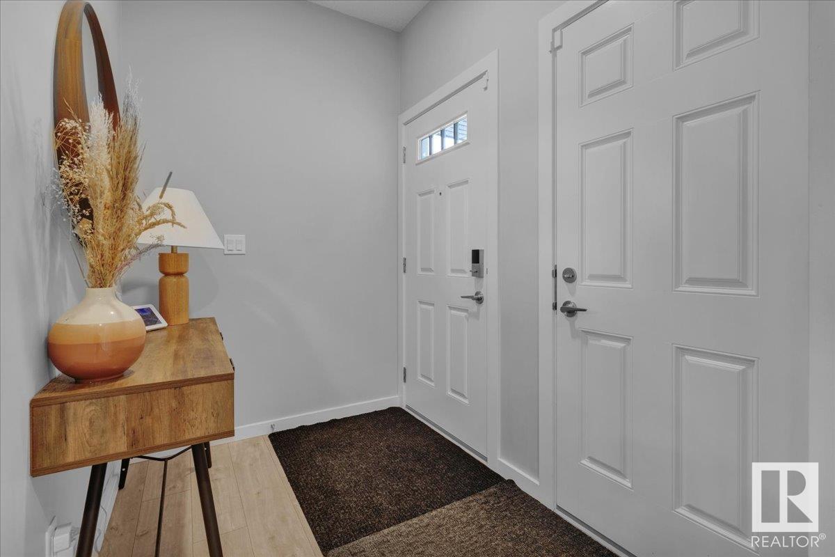 Property at 313 40A AV NW image 4