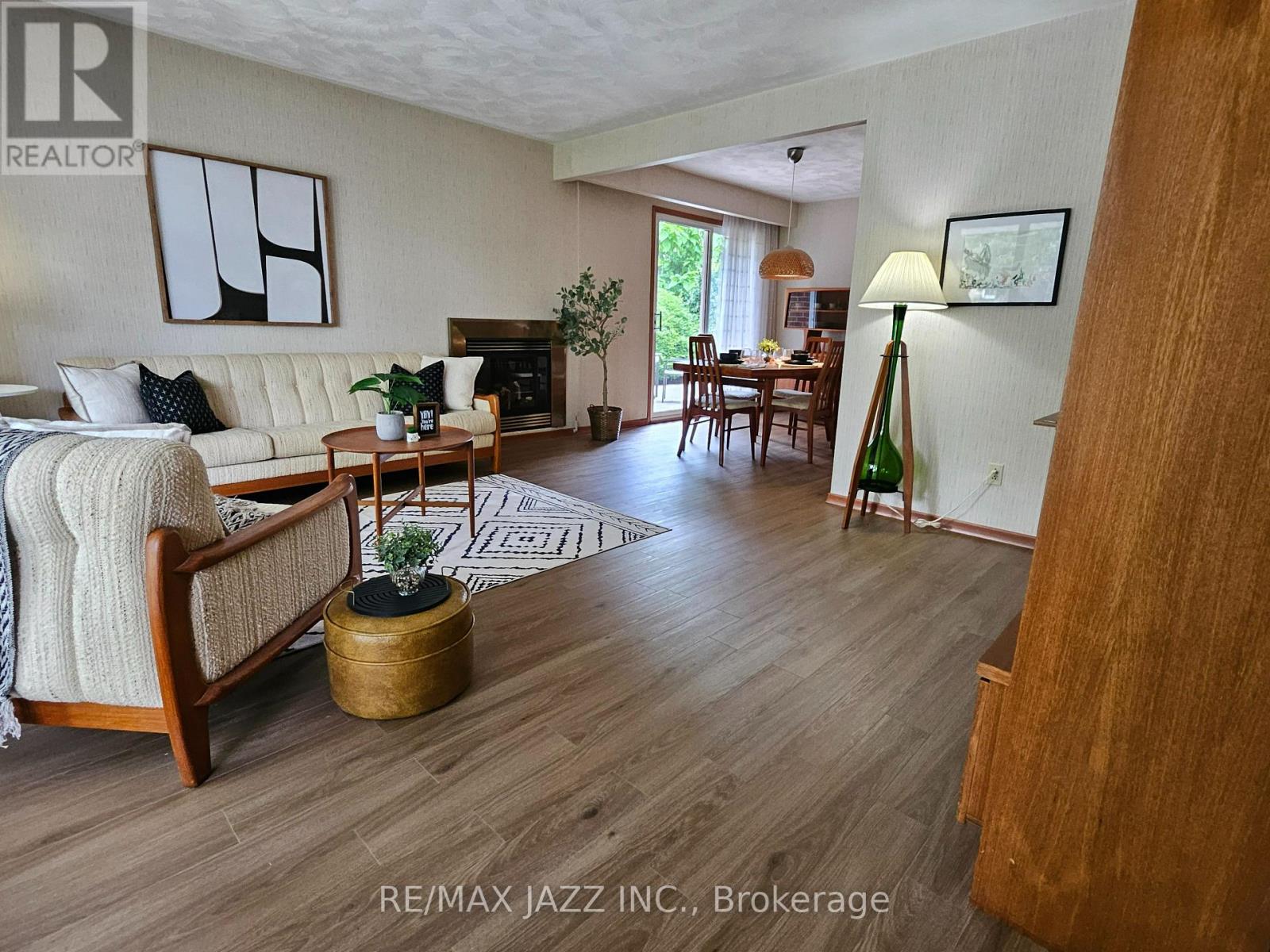 Property at 341 ELIZABETH STREET image 4