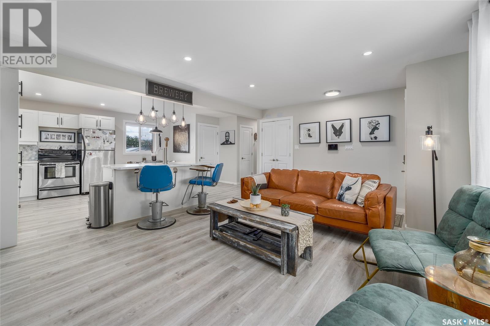 Property at 3407 6th AVENUE N image 5