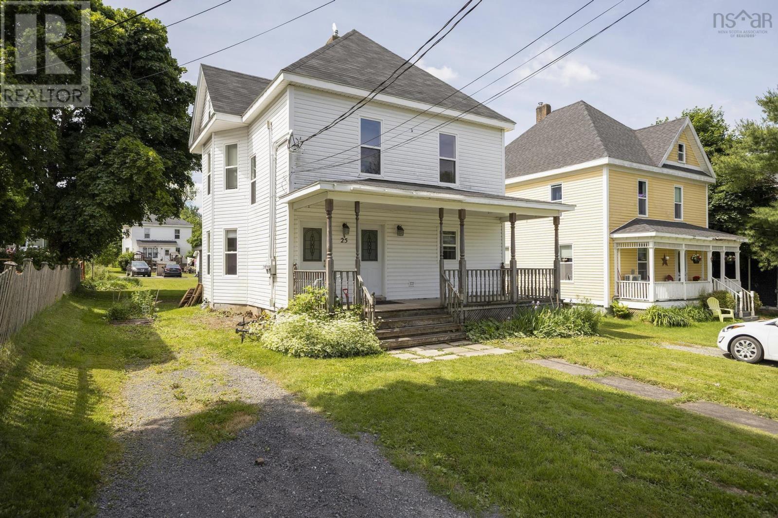 25 Jubilee Avenue, Stellarton, Nova Scotia  B0K 1S0 - Photo 4 - 202516059