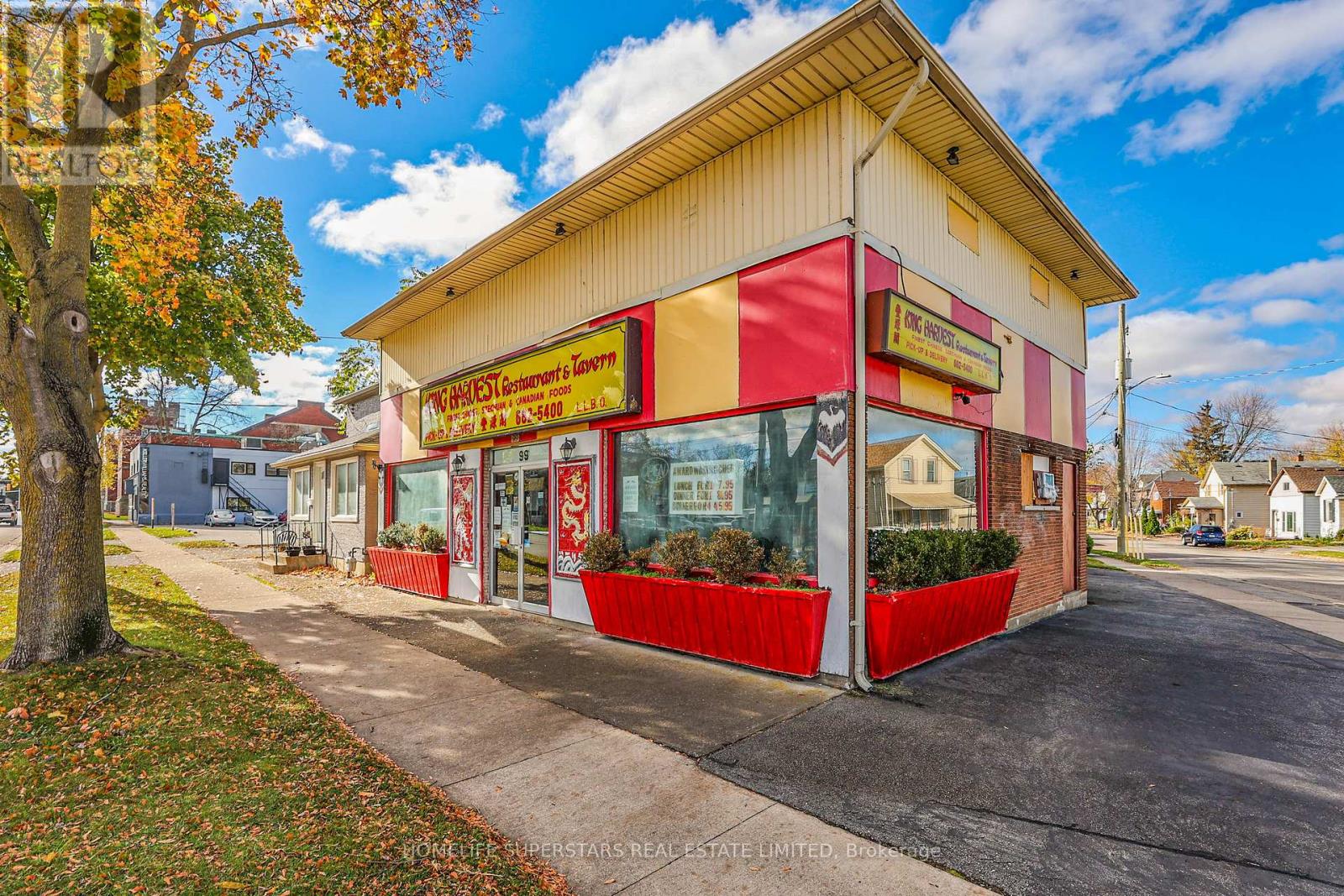 99 LAKE STREET, St. Catharines, Ontario