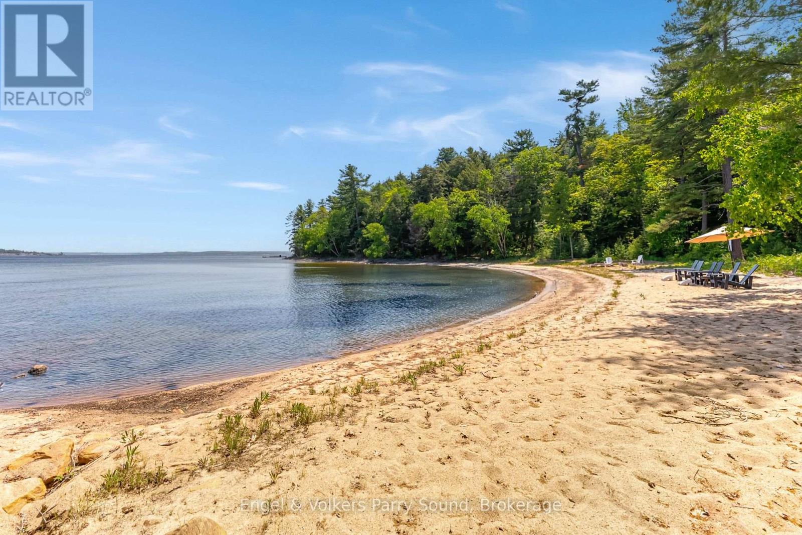 6 29c Mowat Island, Carling, Ontario  P0G 1G0 - Photo 2 - X12252116