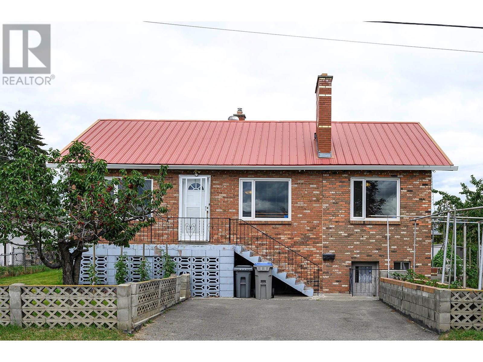 Property at 307 Holly Avenue image 1