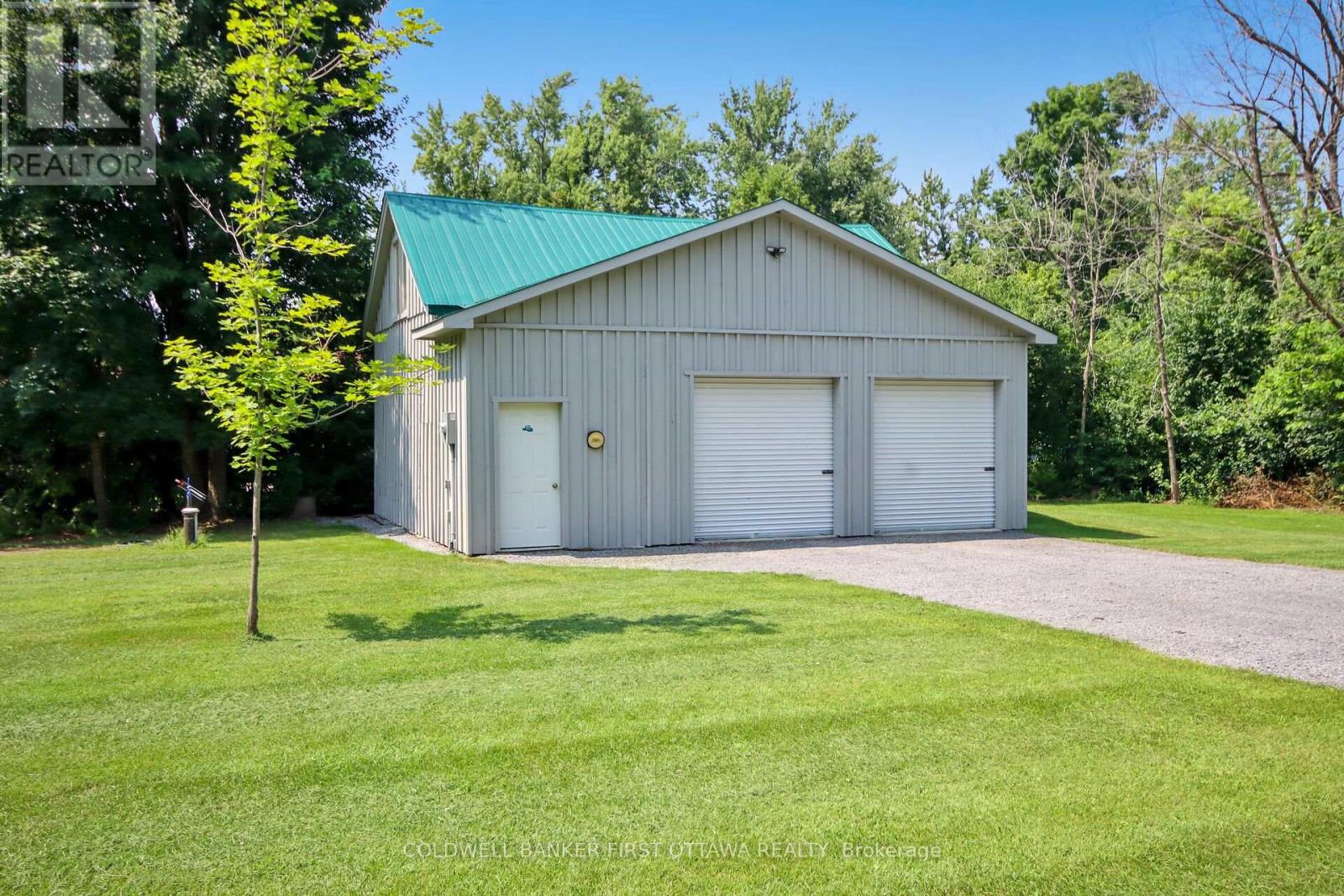 100 Loch End Road, Beckwith, Ontario  K7C 0S9 - Photo 6 - X12252119