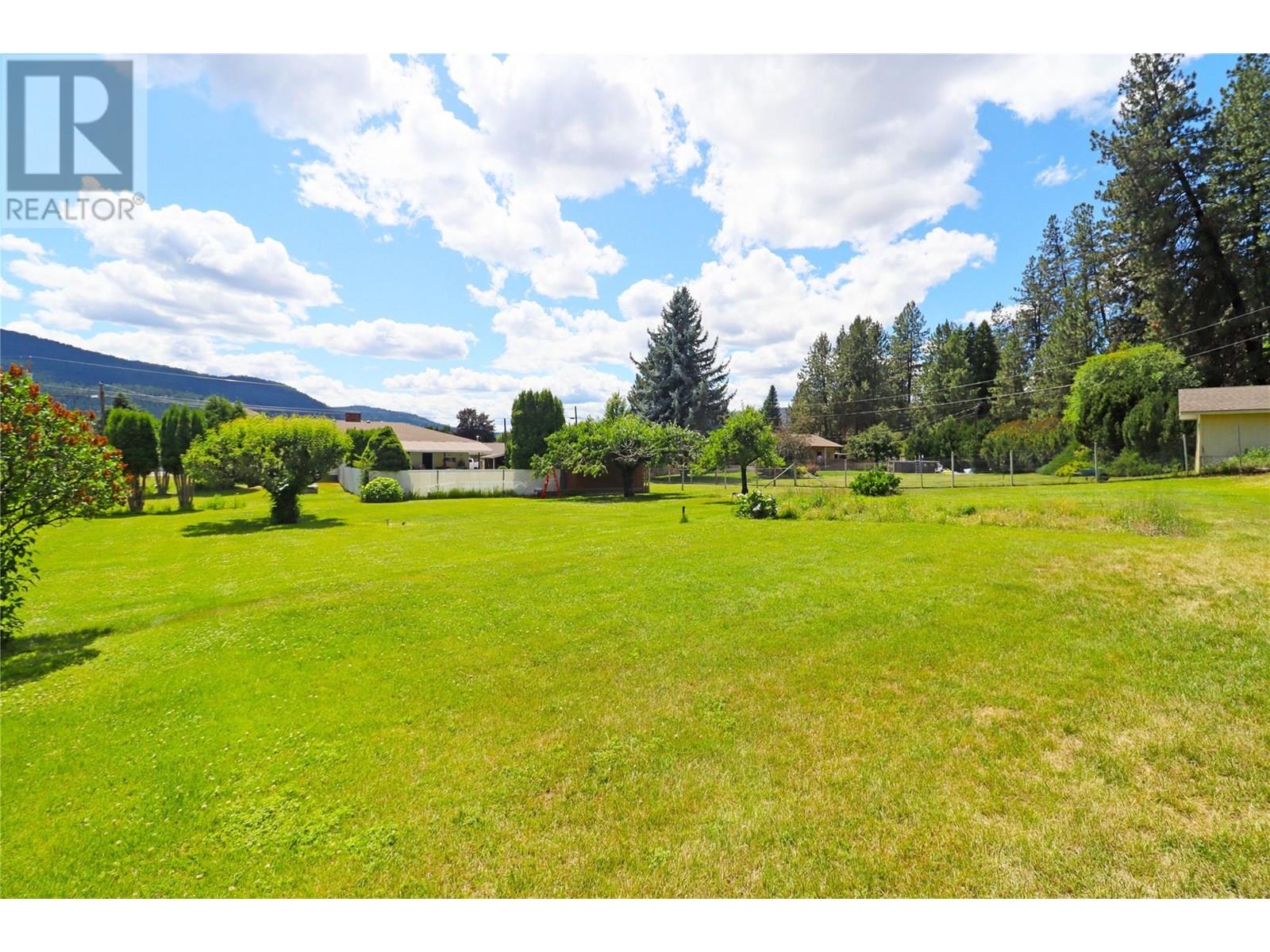 6275 College Road, Grand Forks, British Columbia  V0H 1H2 - Photo 34 - 10354049