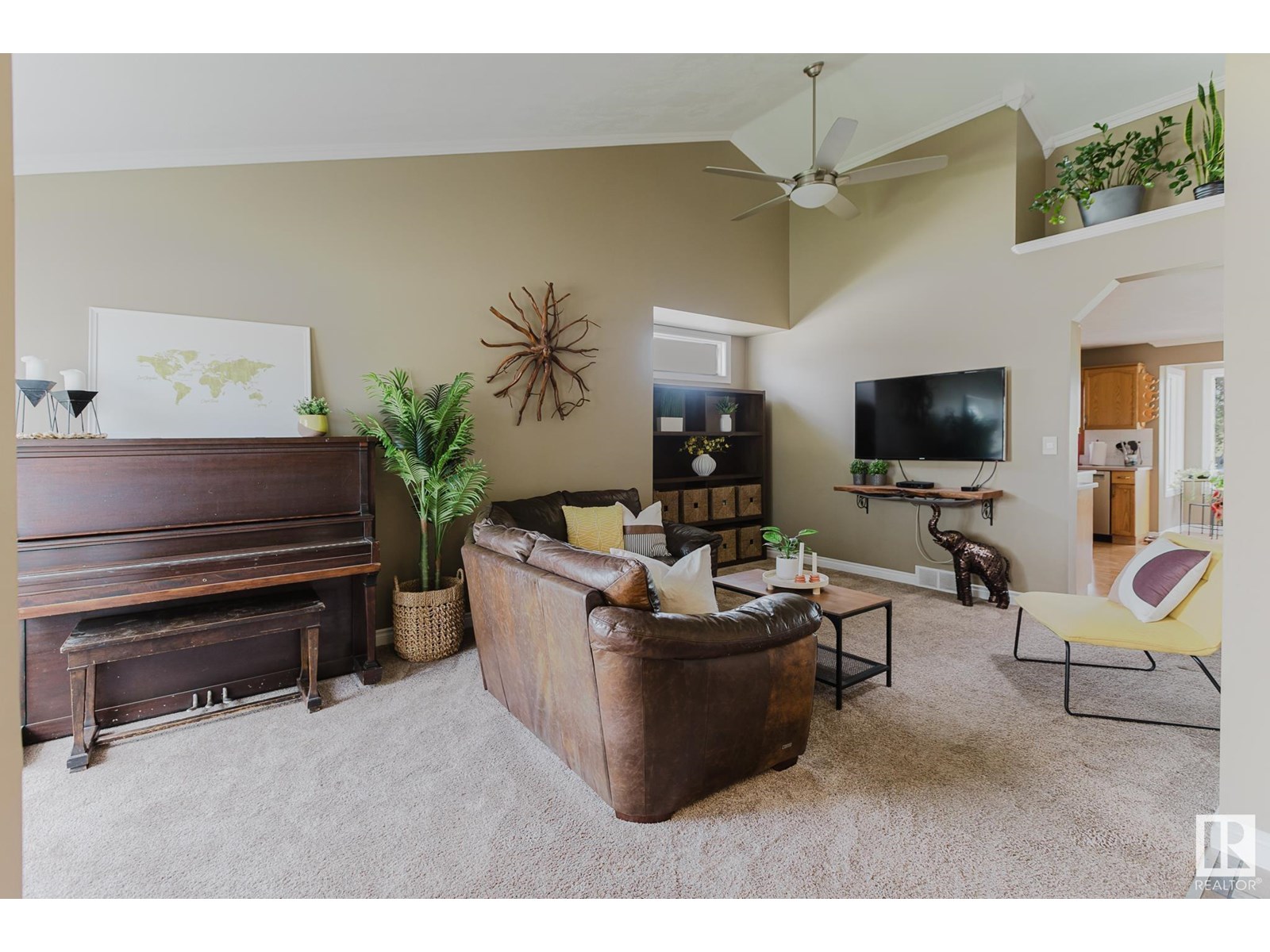 Property at 11315 8 AV NW image 5