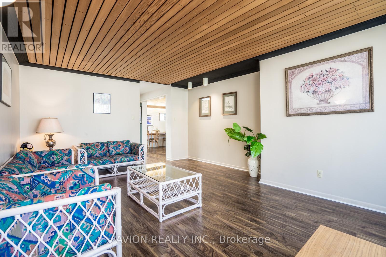 Property at 215 DUNVIEW AVENUE image 1
