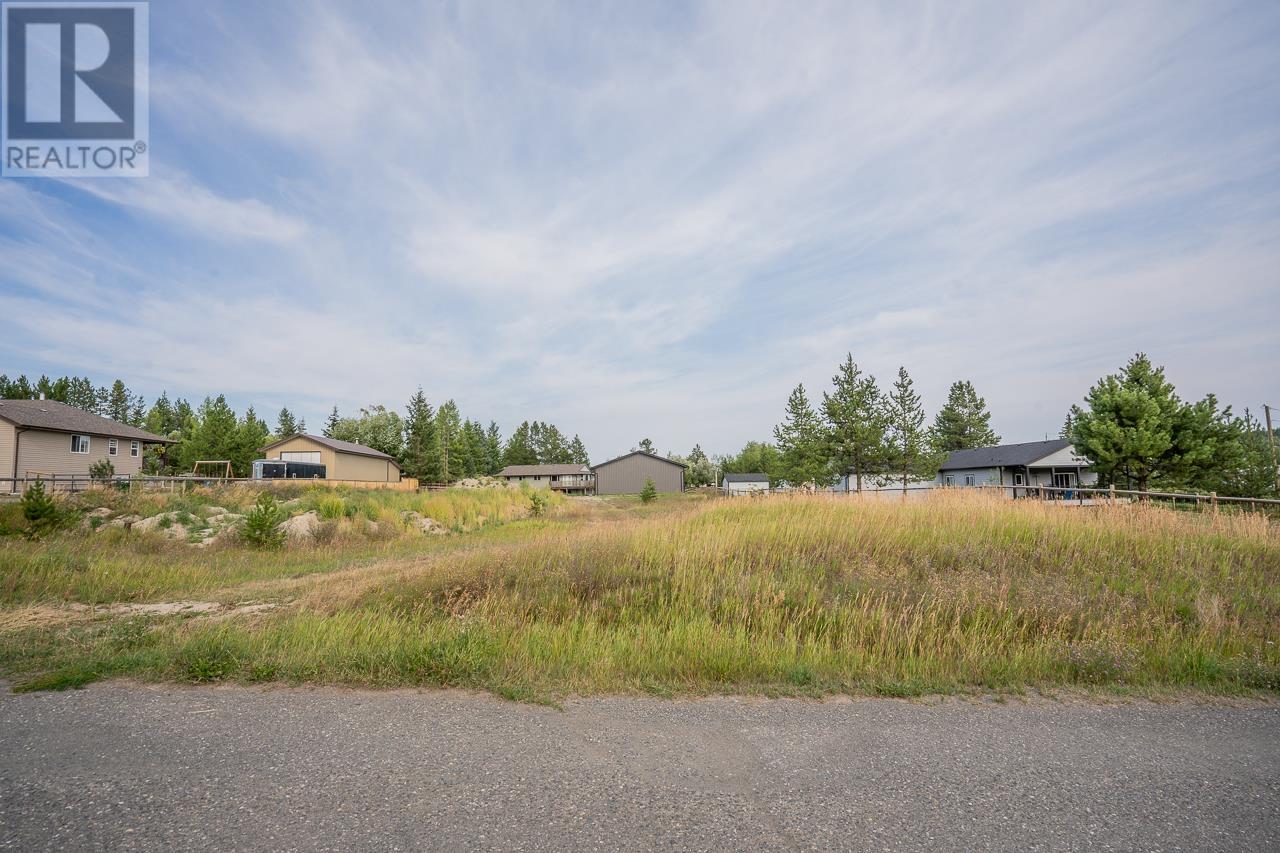 6506 GREY CRESCENT, Horse Lake, British Columbia