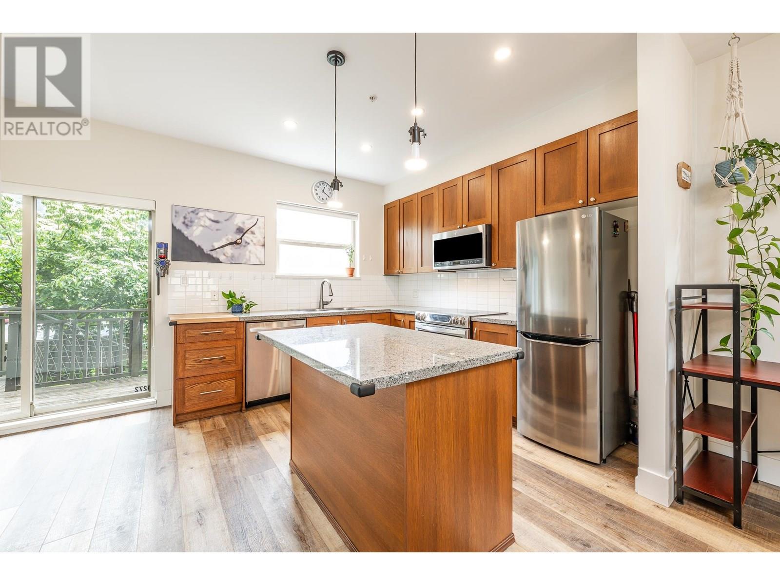Property at 1272 STONEMOUNT PLACE image 5