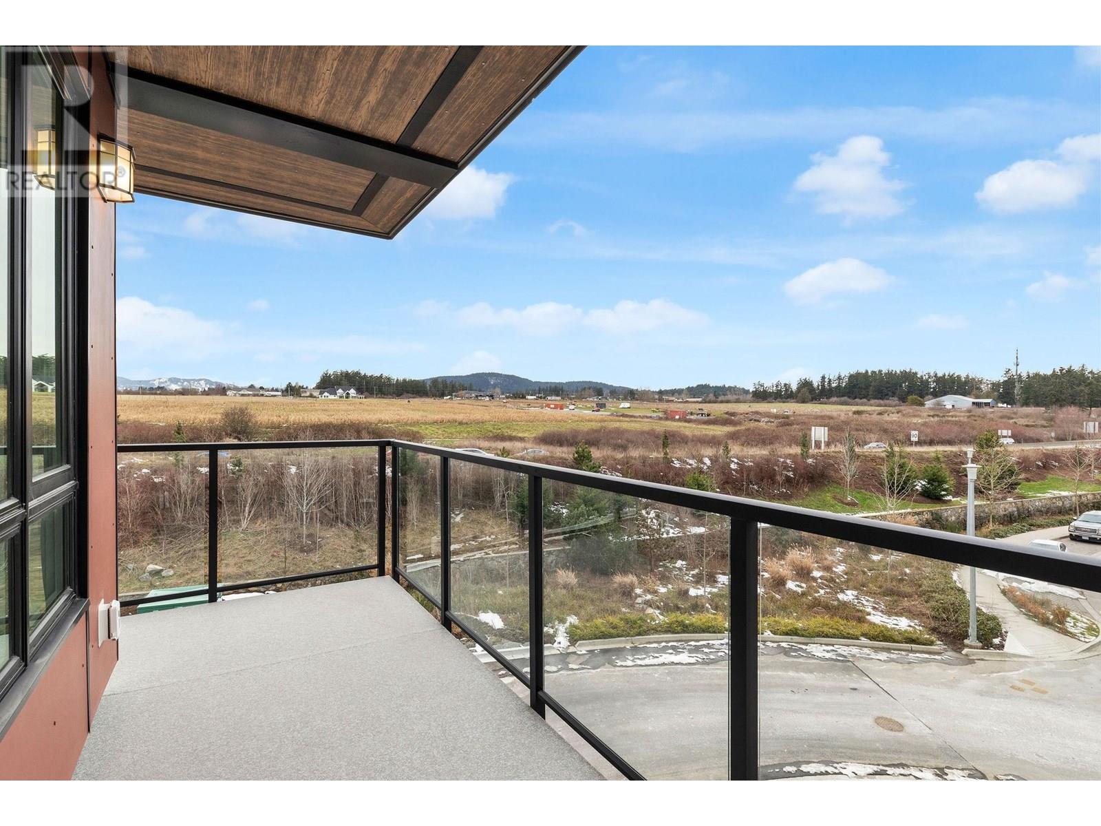 A205 2515 Hackett Crescent, Other Islands, British Columbia  V8M 2B8 - Photo 24 - R3021059