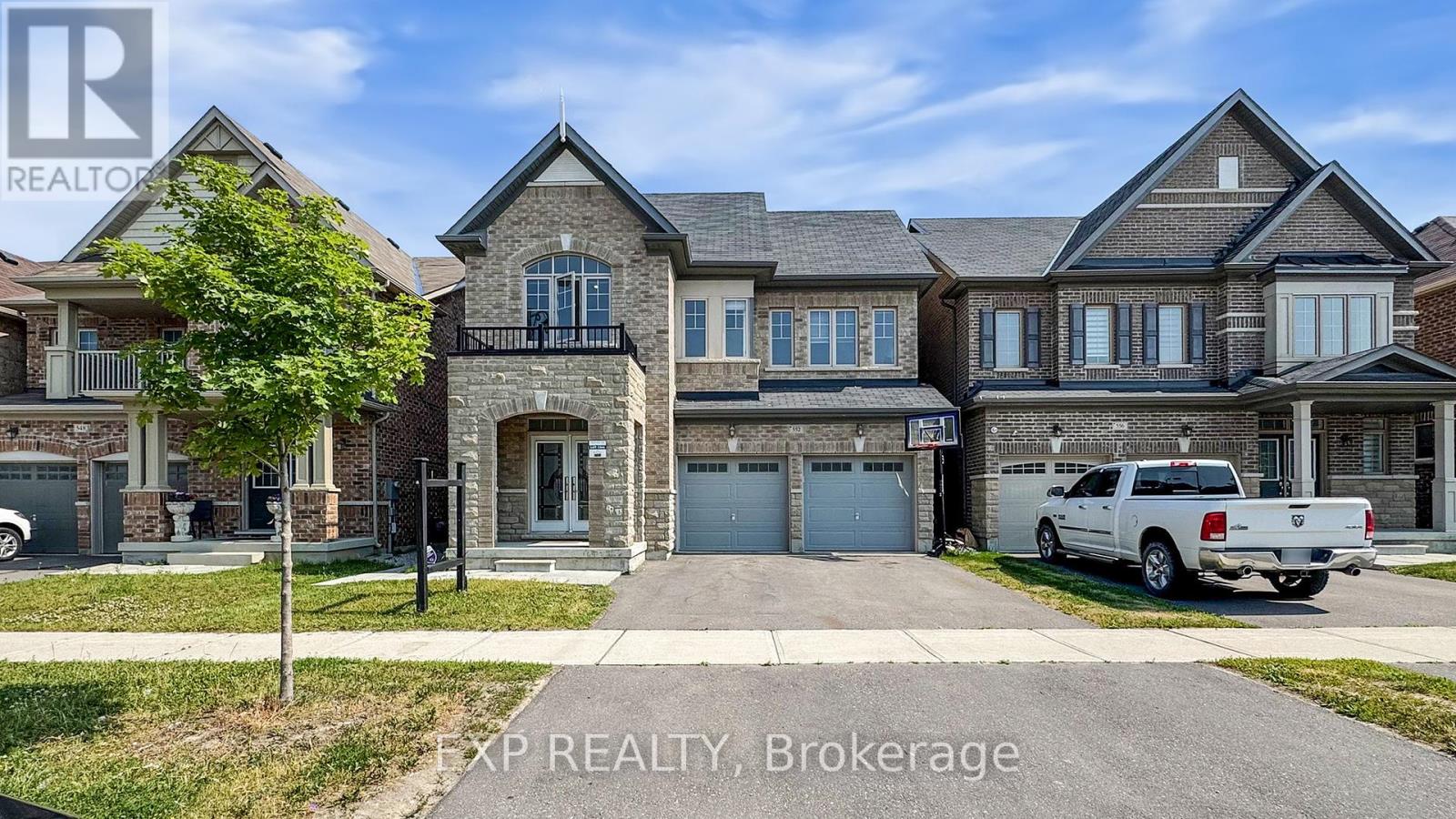 Property at 552 MACTIER DRIVE S image 1