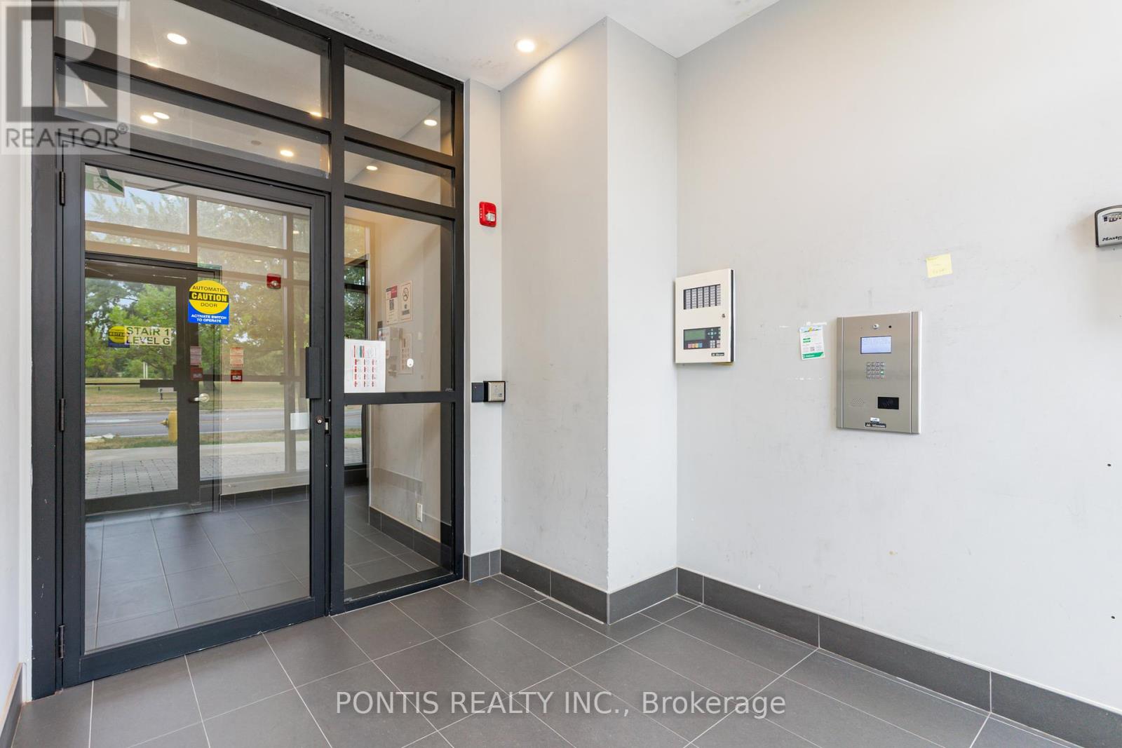 330 - 2100 Bridletowne Circle, Toronto (L'amoreaux), Ontario  M1W 0A6 - Photo 6 - E12252172