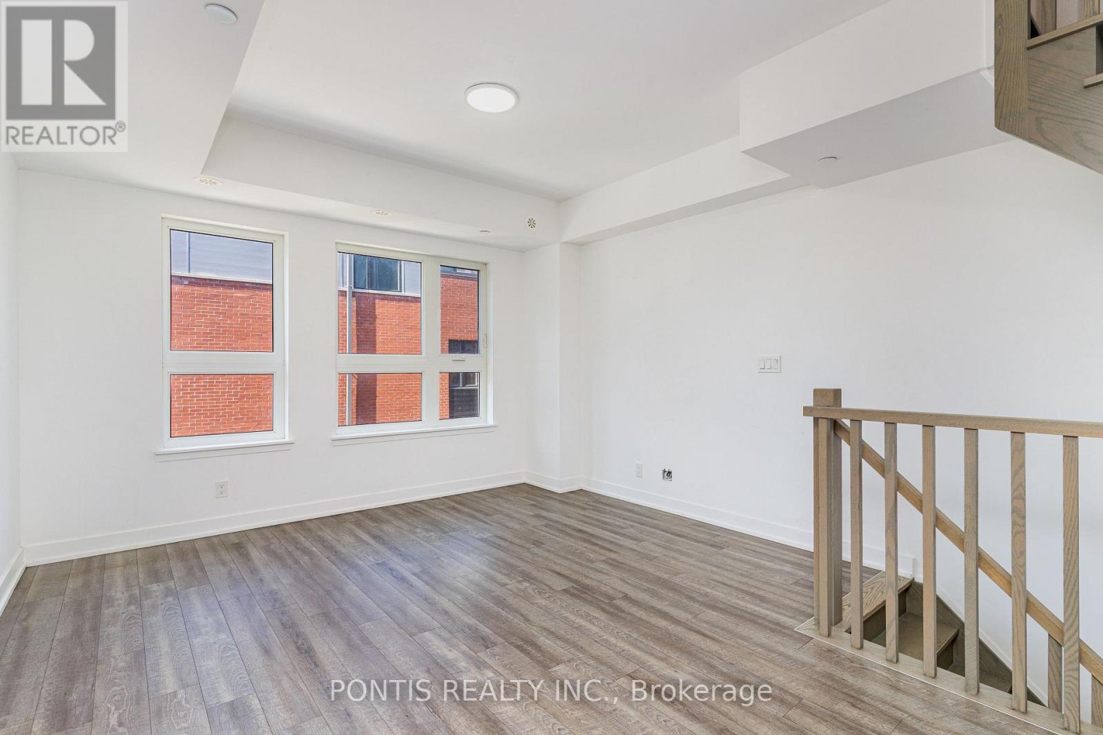 330 - 2100 Bridletowne Circle, Toronto (L'amoreaux), Ontario  M1W 0A6 - Photo 8 - E12252172