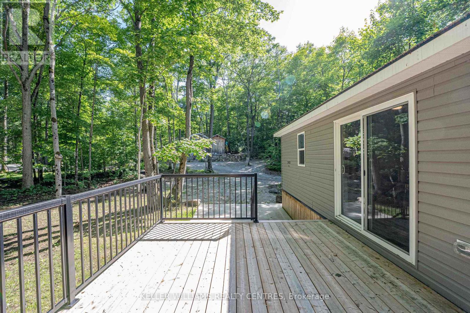 Unit #4 - 202 Hidden Glen Road, Georgian Bay, Ontario  L0K 1S0 - Photo 3 - X12252194