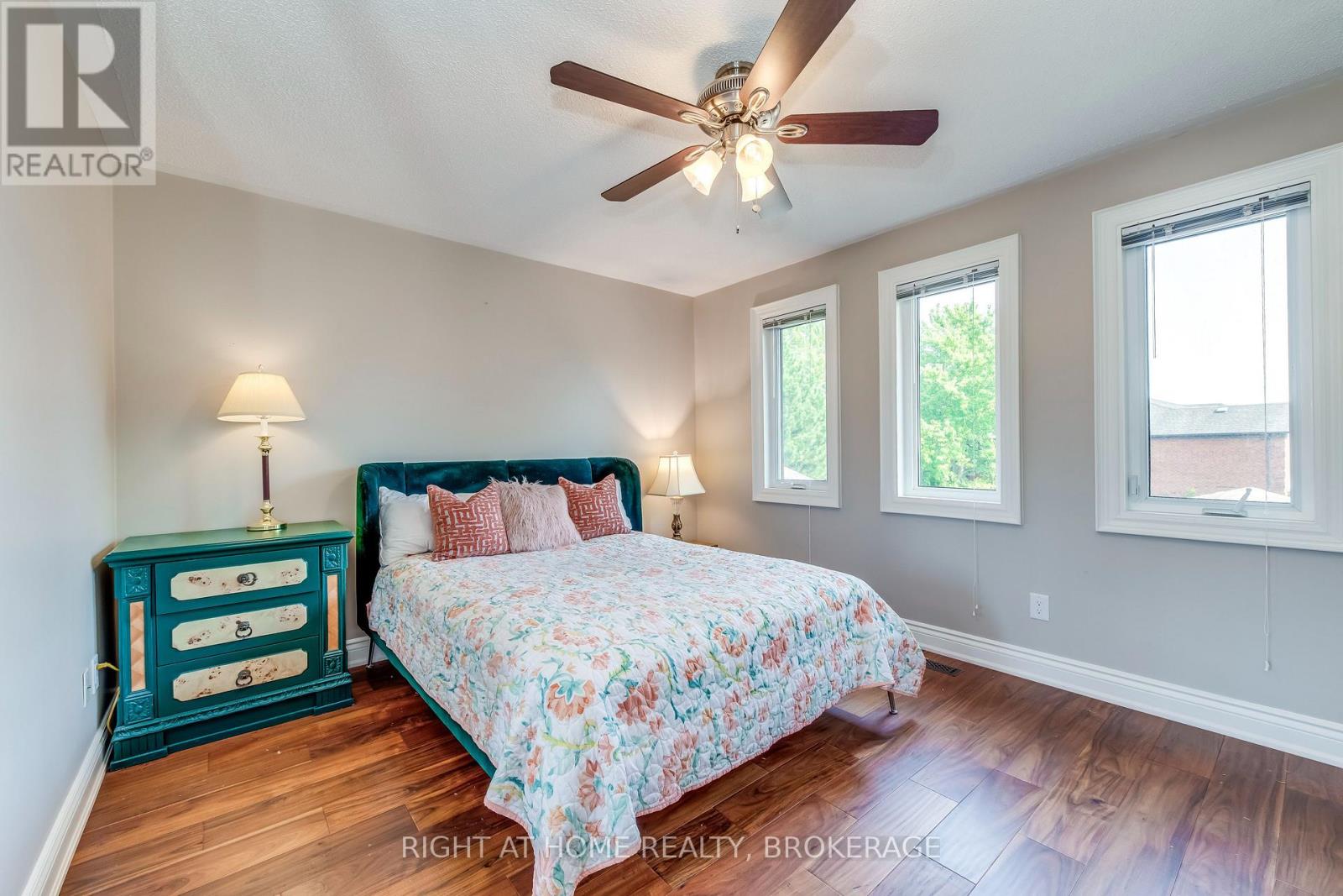 1311 Playter Place, Oakville, Ontario  L6M 2V1 - Photo 29 - W12252189