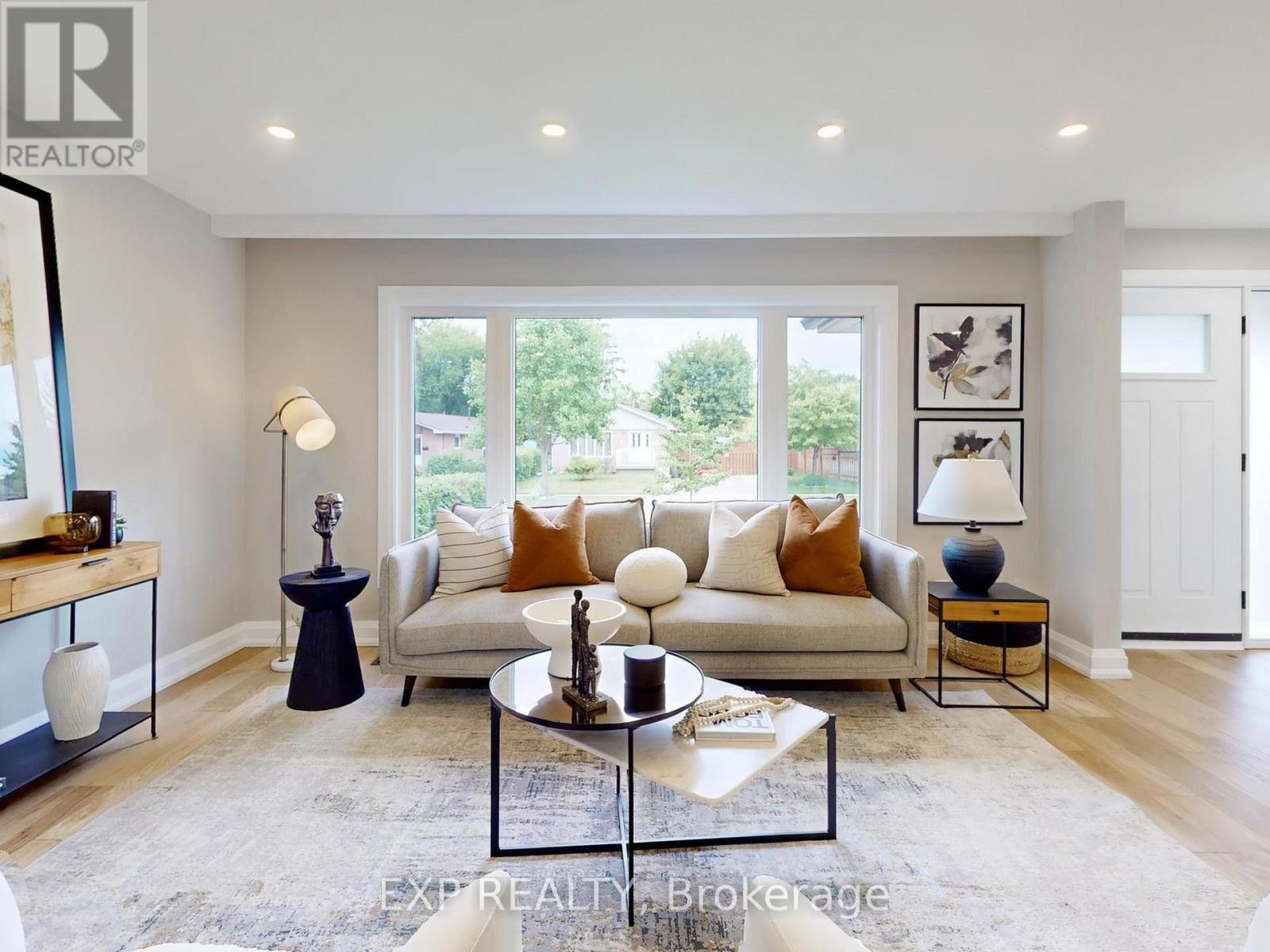 Property at 2 WILDLARK DRIVE image 1