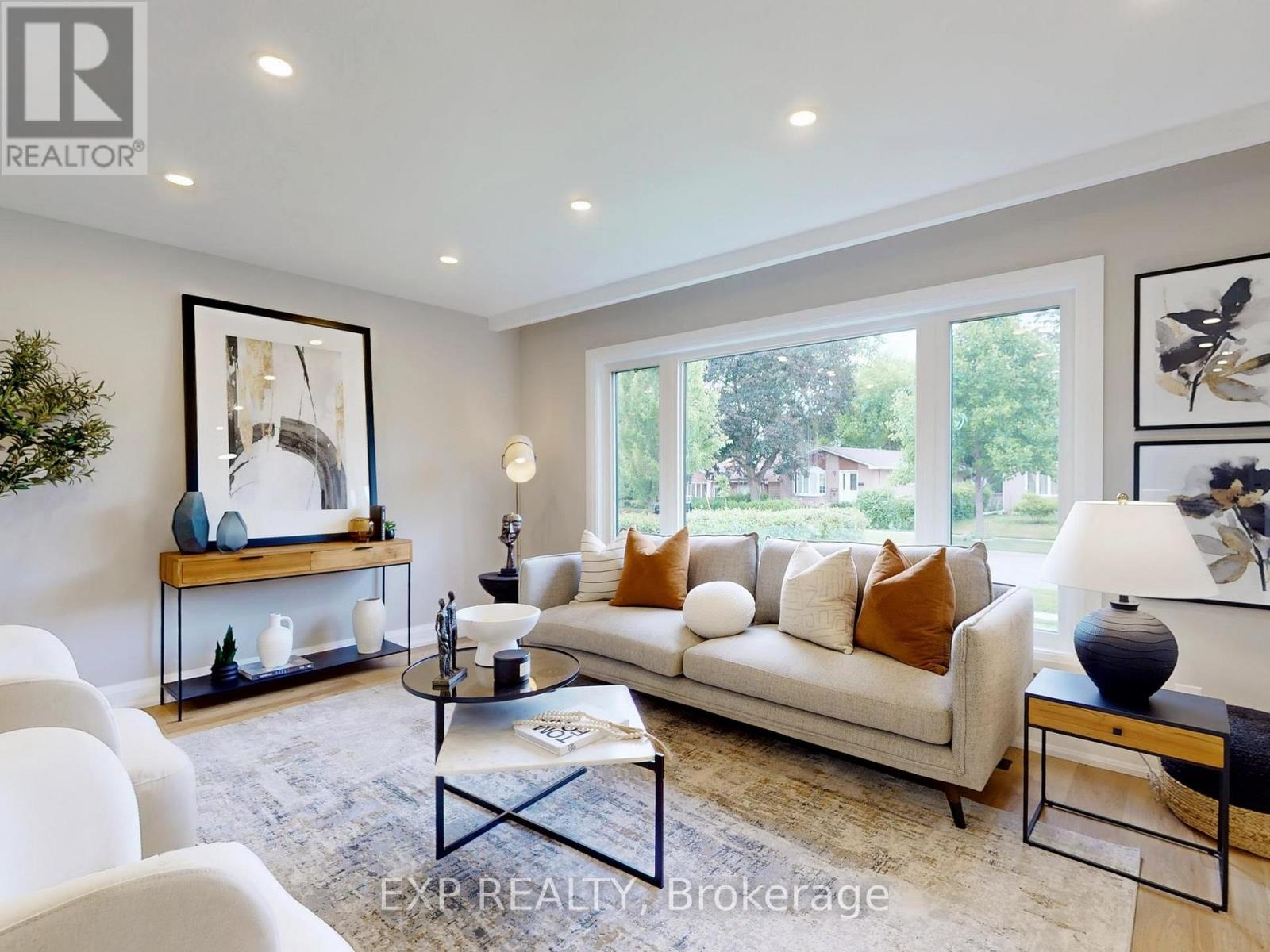 Property at 2 WILDLARK DRIVE image 2