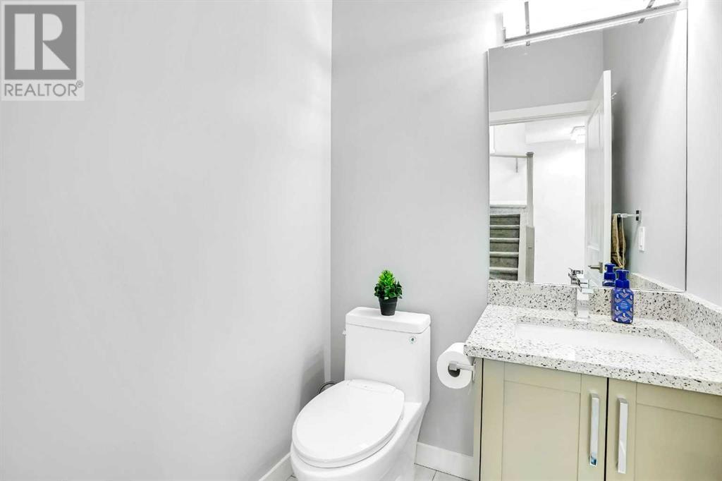 Property at 298 Corner Meadows Way NE image 4