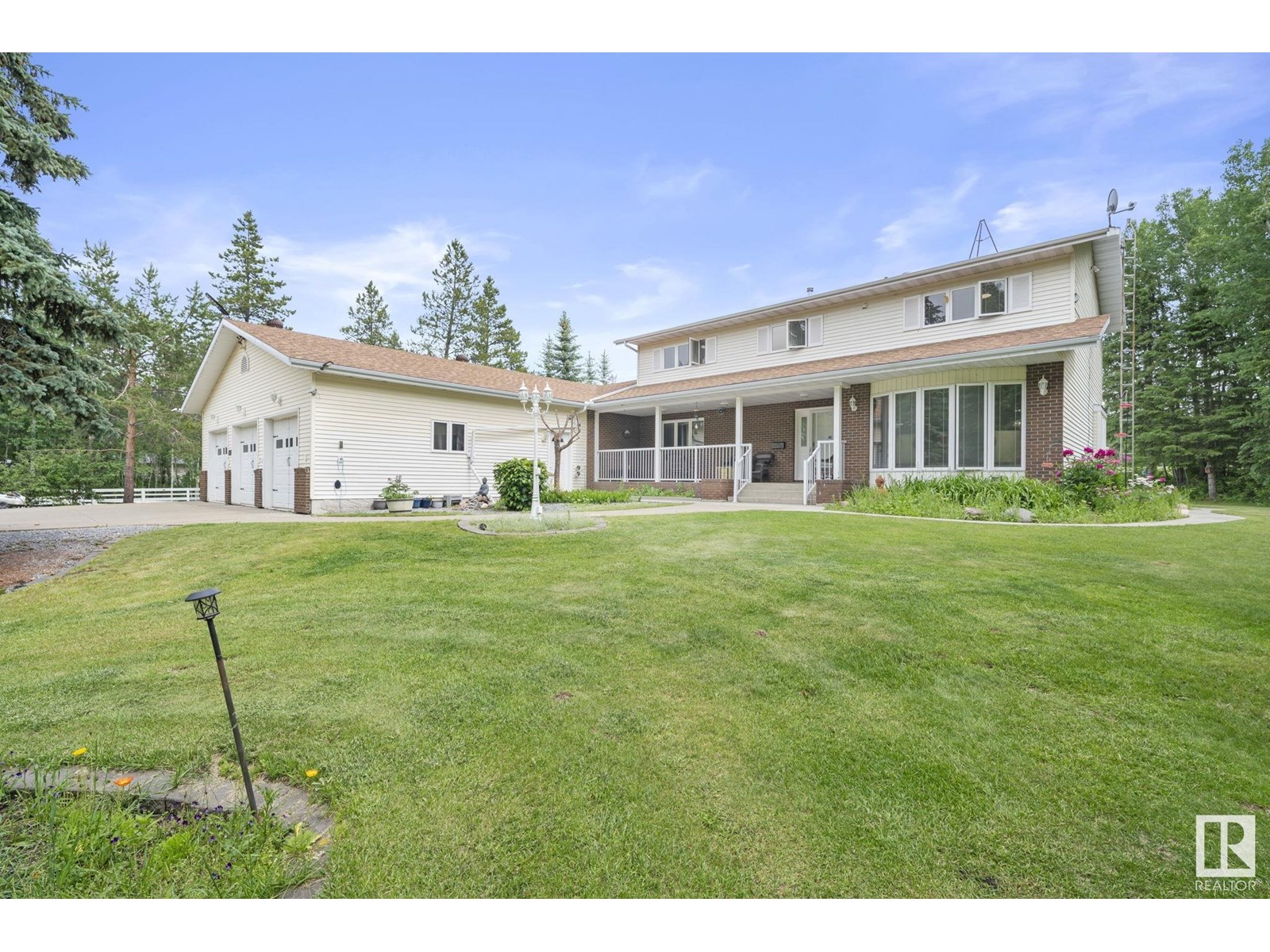 458 23109 Township Road 514, Rural Strathcona County, Alberta  T8B 1K9 - Photo 2 - E4443959