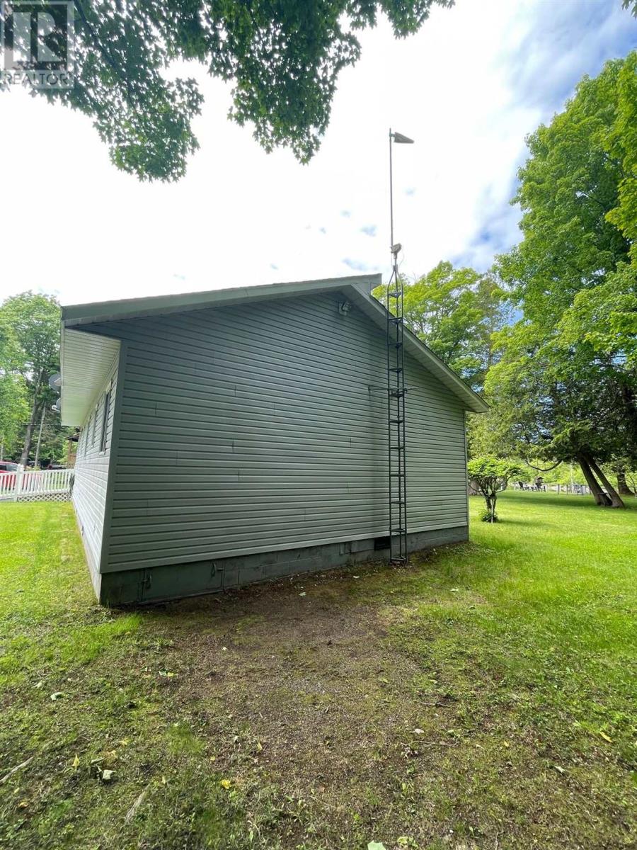 98 Whispering Pines, Batchewana, Ontario  P0S 1A0 - Photo 29 - SM251637