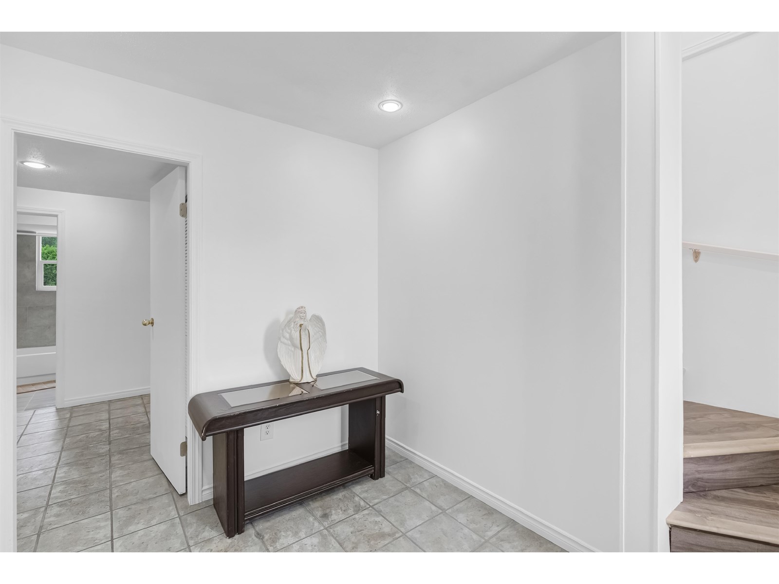 Property at 31816 SATURNA CRESCENT image 4