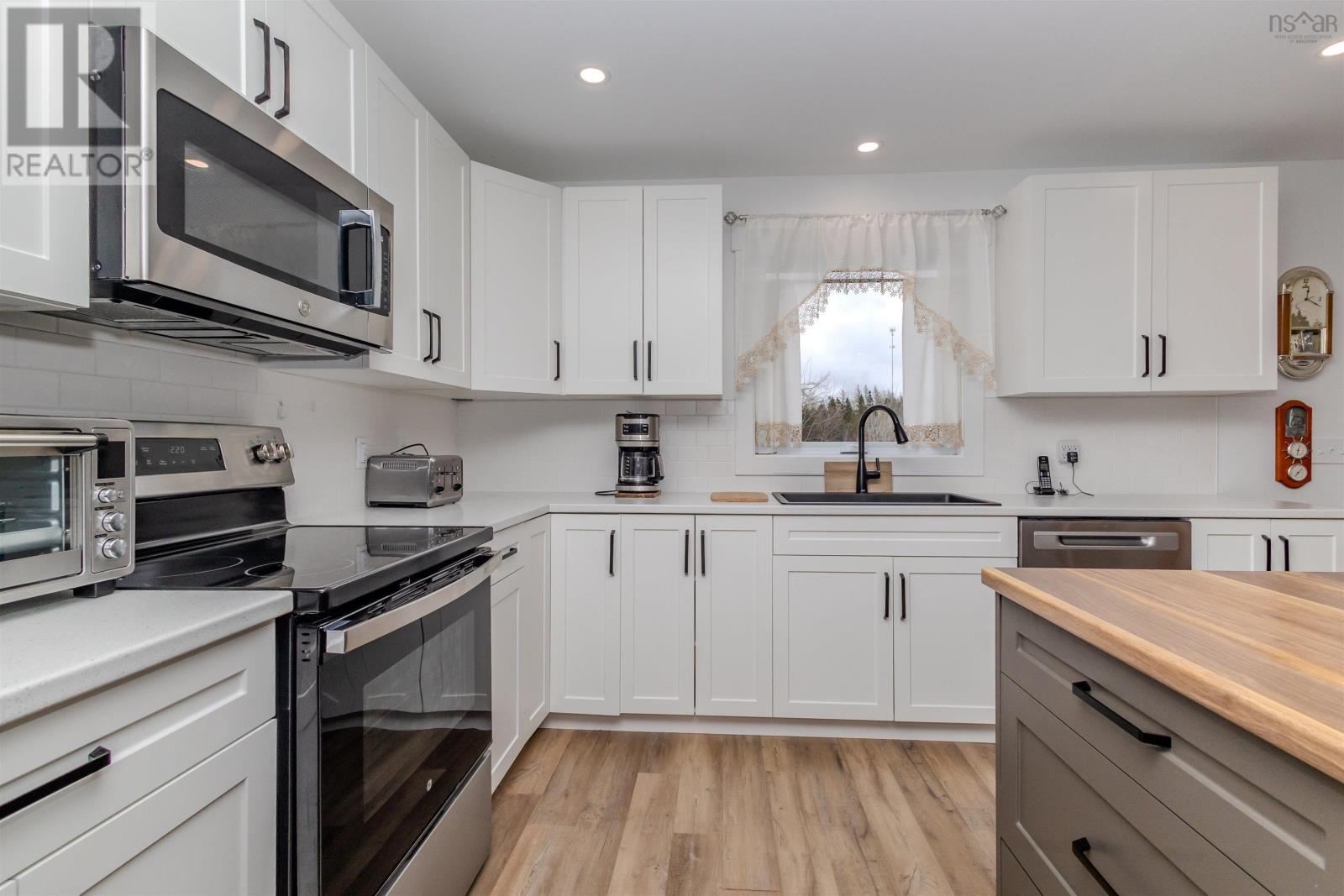 57 Michael Street, Sydney, Nova Scotia  B1P 0J6 - Photo 12 - 202511908