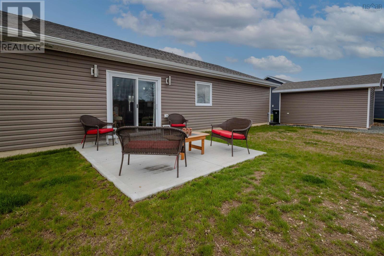 57 Michael Street, Sydney, Nova Scotia  B1P 0J6 - Photo 5 - 202511908