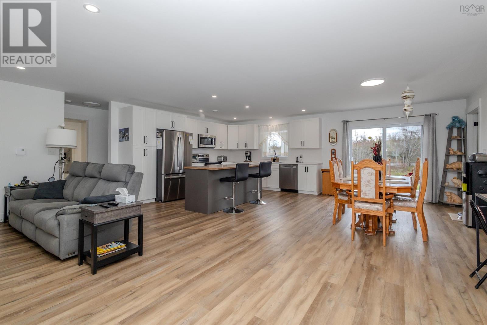 57 Michael Street, Sydney, Nova Scotia  B1P 0J6 - Photo 9 - 202511908