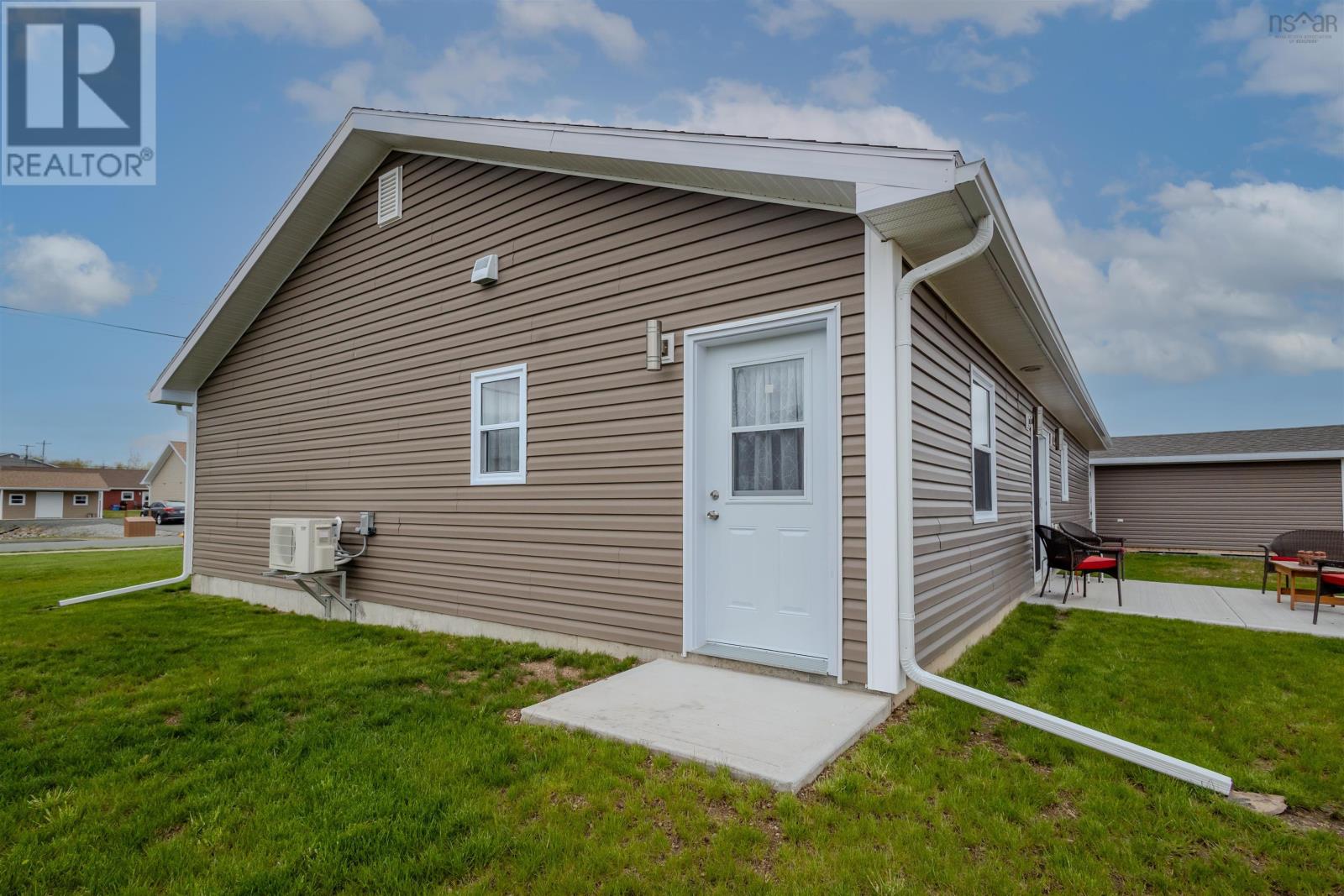 57 Michael Street, Sydney, Nova Scotia  B1P 0J6 - Photo 6 - 202511908