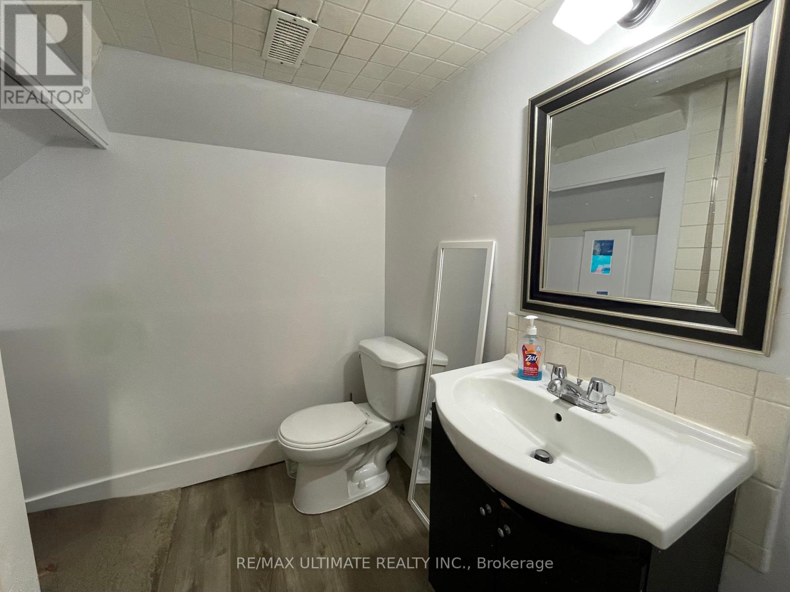 313 Rossland Road W, Whitby, Ontario  L1N 3H8 - Photo 24 - E12252272