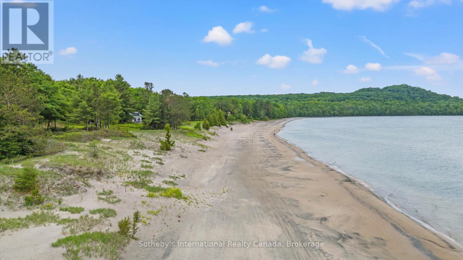 4 Amik Lane, Christian Island 30, Ontario  L9M 0A9 - Photo 46 - S12216392