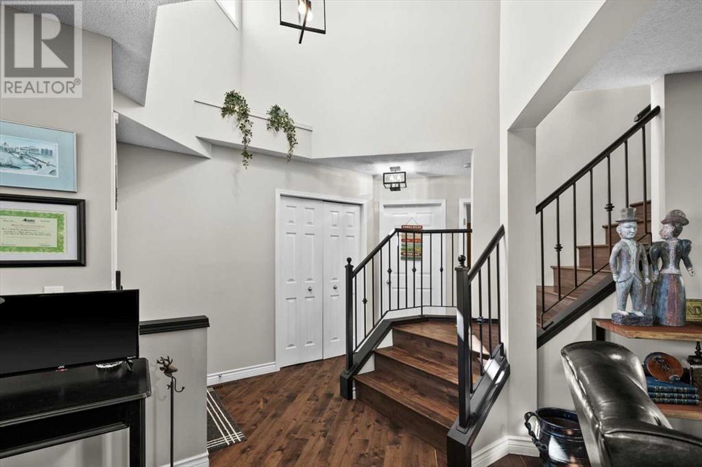 Property at 110 Rocky Ridge Green NW image 4