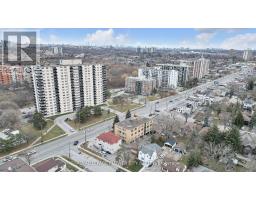 1834 JANE STREET, Toronto, Ontario