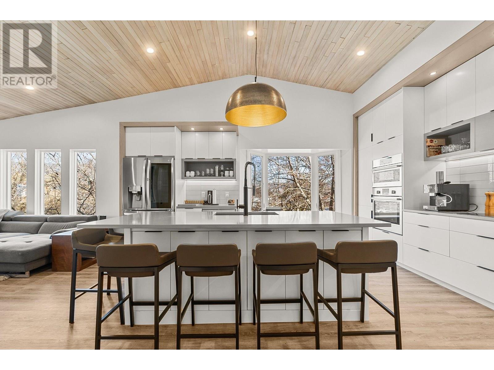 Property at 2900 Abbott Street Unit# 312 image 5