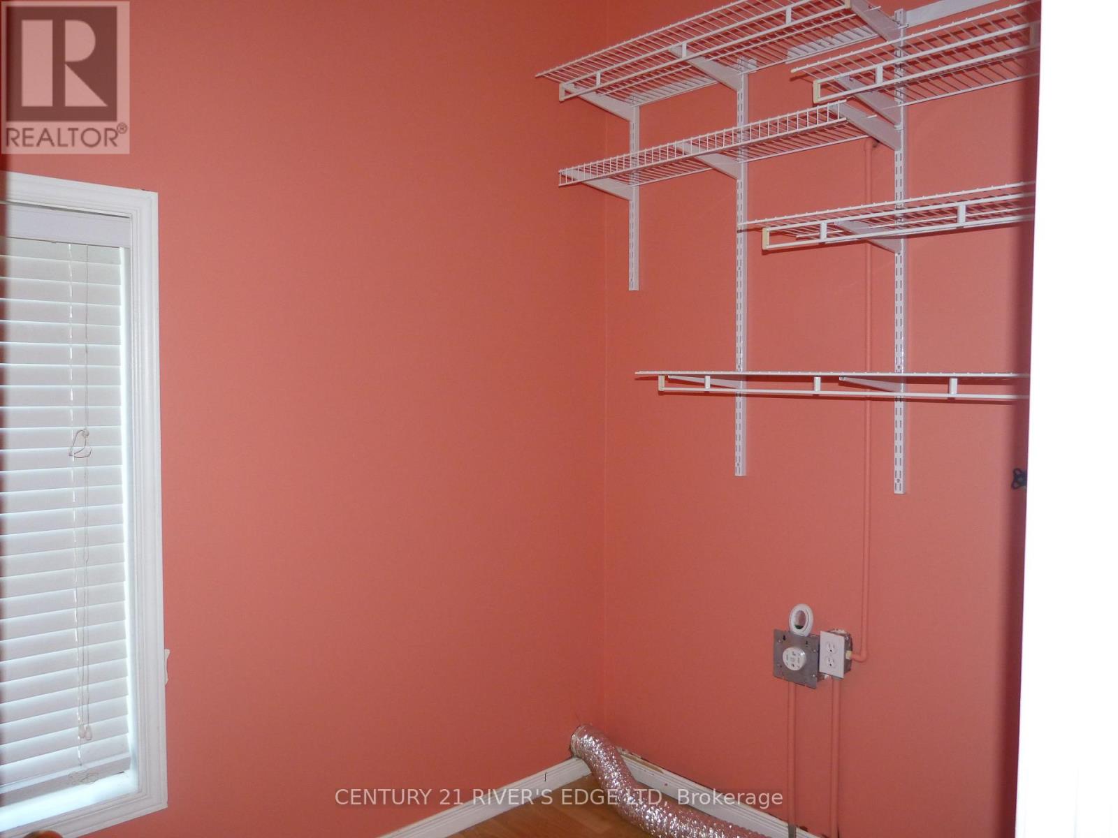 468 Gladstone Street N, North Dundas, Ontario  K0C 2K0 - Photo 13 - X12252311