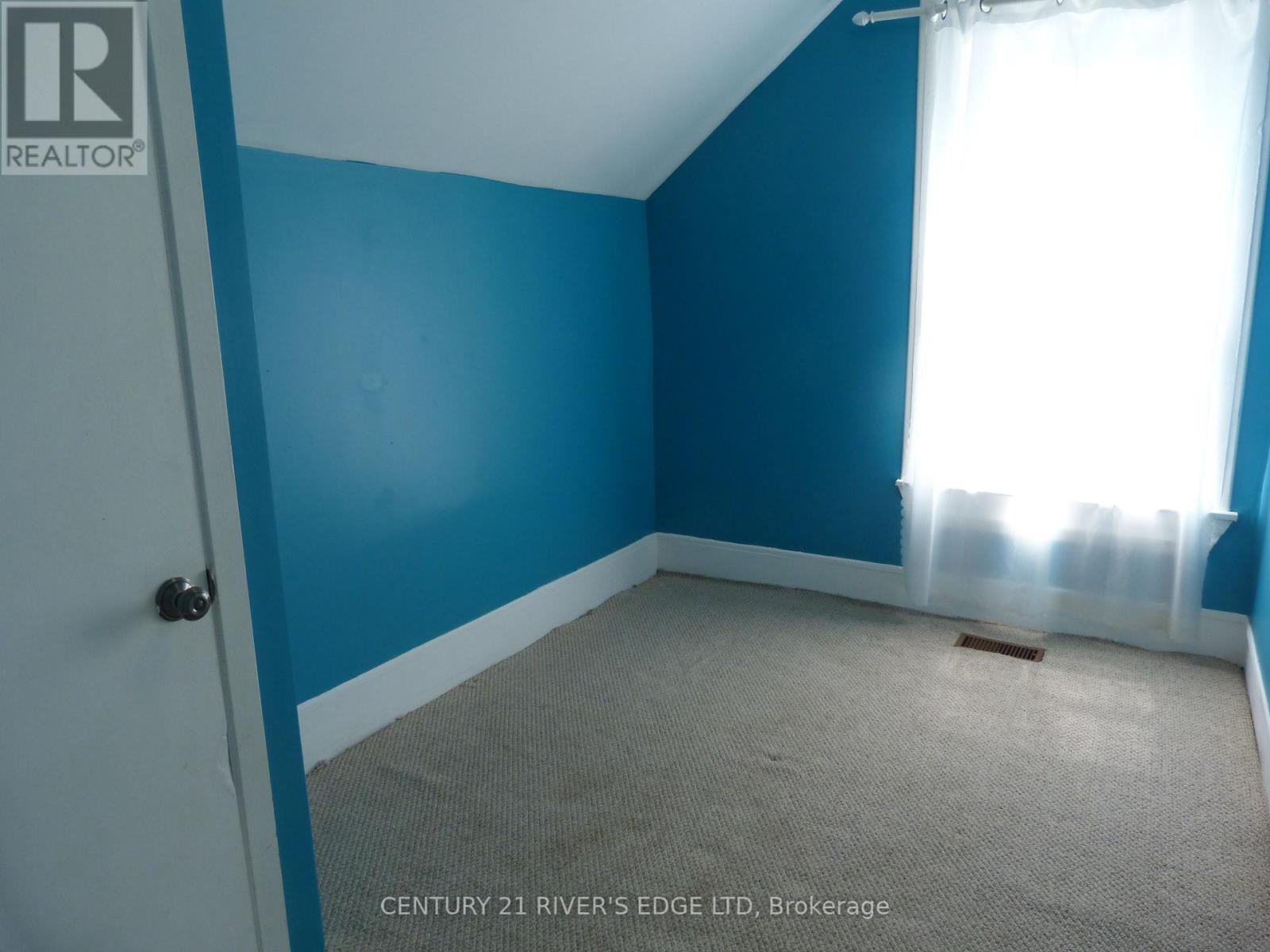 468 Gladstone Street N, North Dundas, Ontario  K0C 2K0 - Photo 16 - X12252311