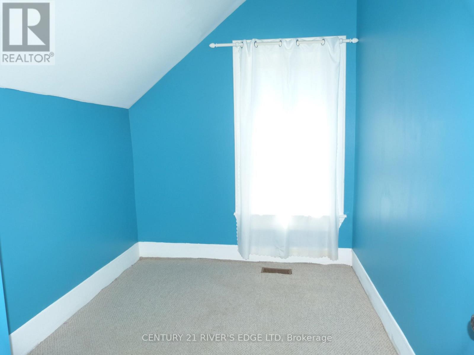 468 Gladstone Street N, North Dundas, Ontario  K0C 2K0 - Photo 17 - X12252311