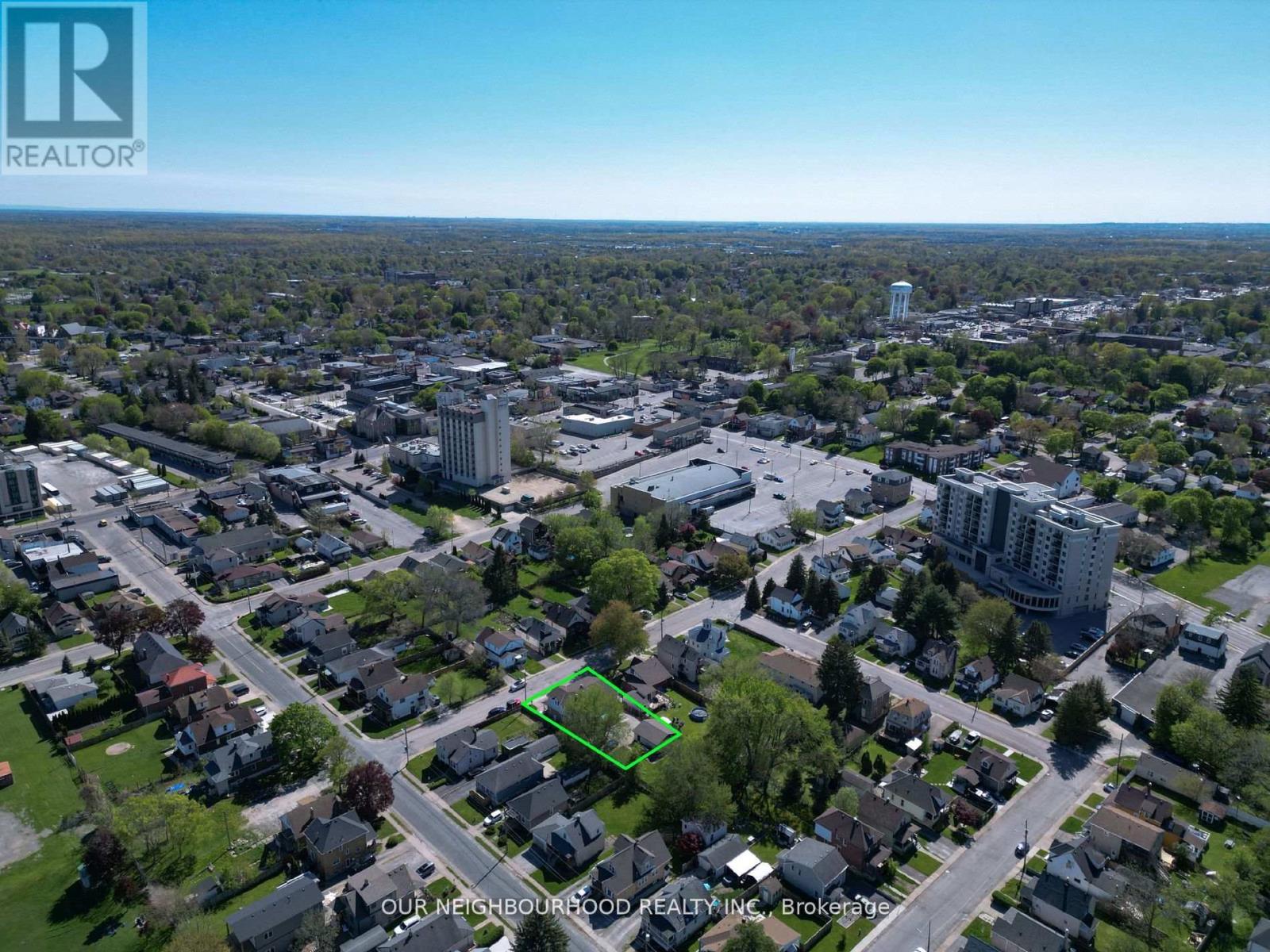 5749 Summer Street, Niagara Falls, Ontario  L2G 1M5 - Photo 29 - X12252310